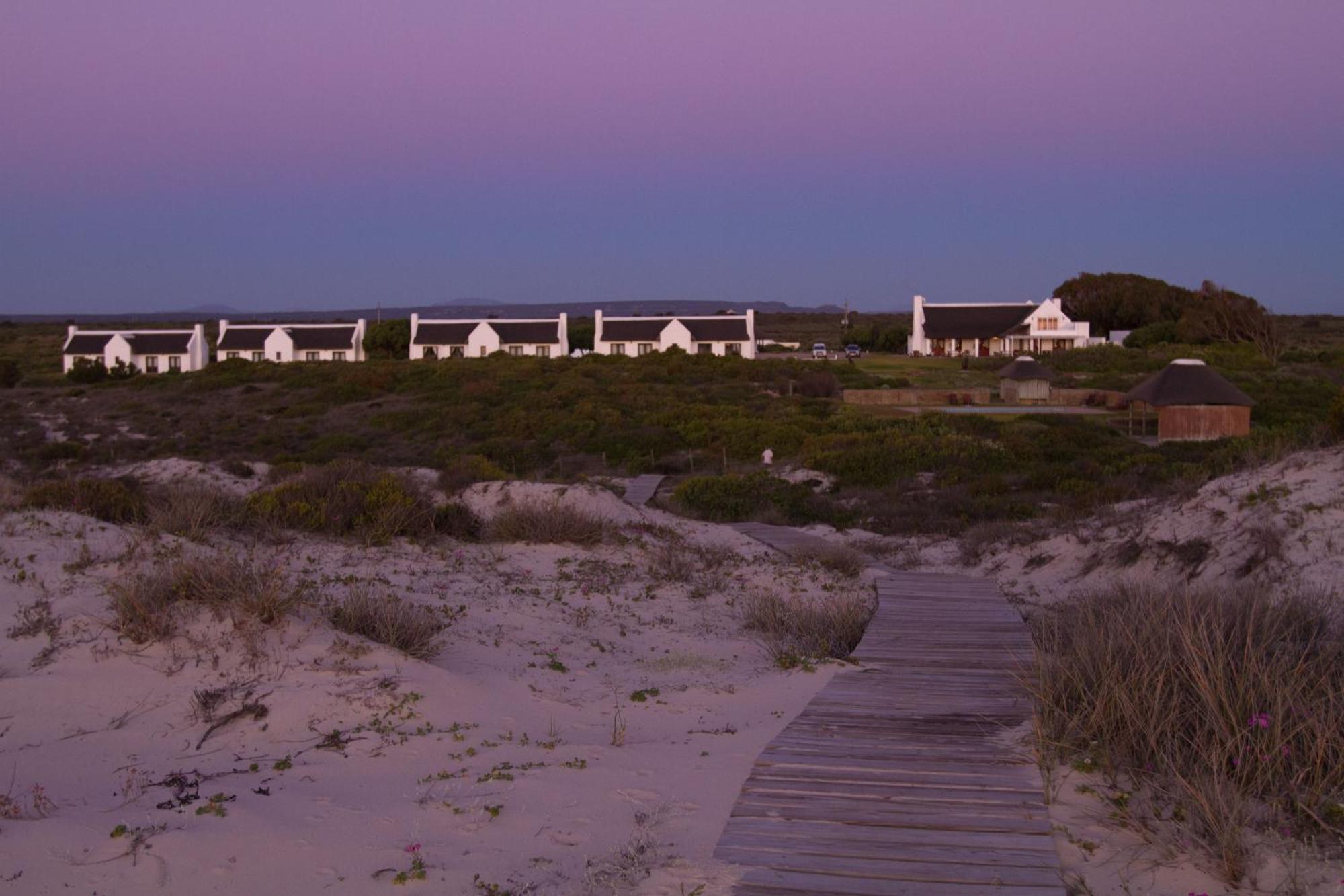 Draaihoek Lodge & Restaurant Elands Bay Exterior photo