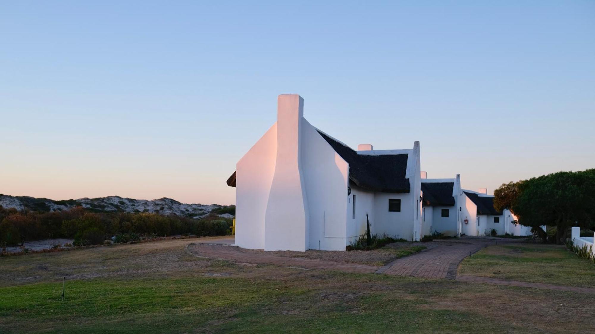 Draaihoek Lodge & Restaurant Elands Bay Exterior photo