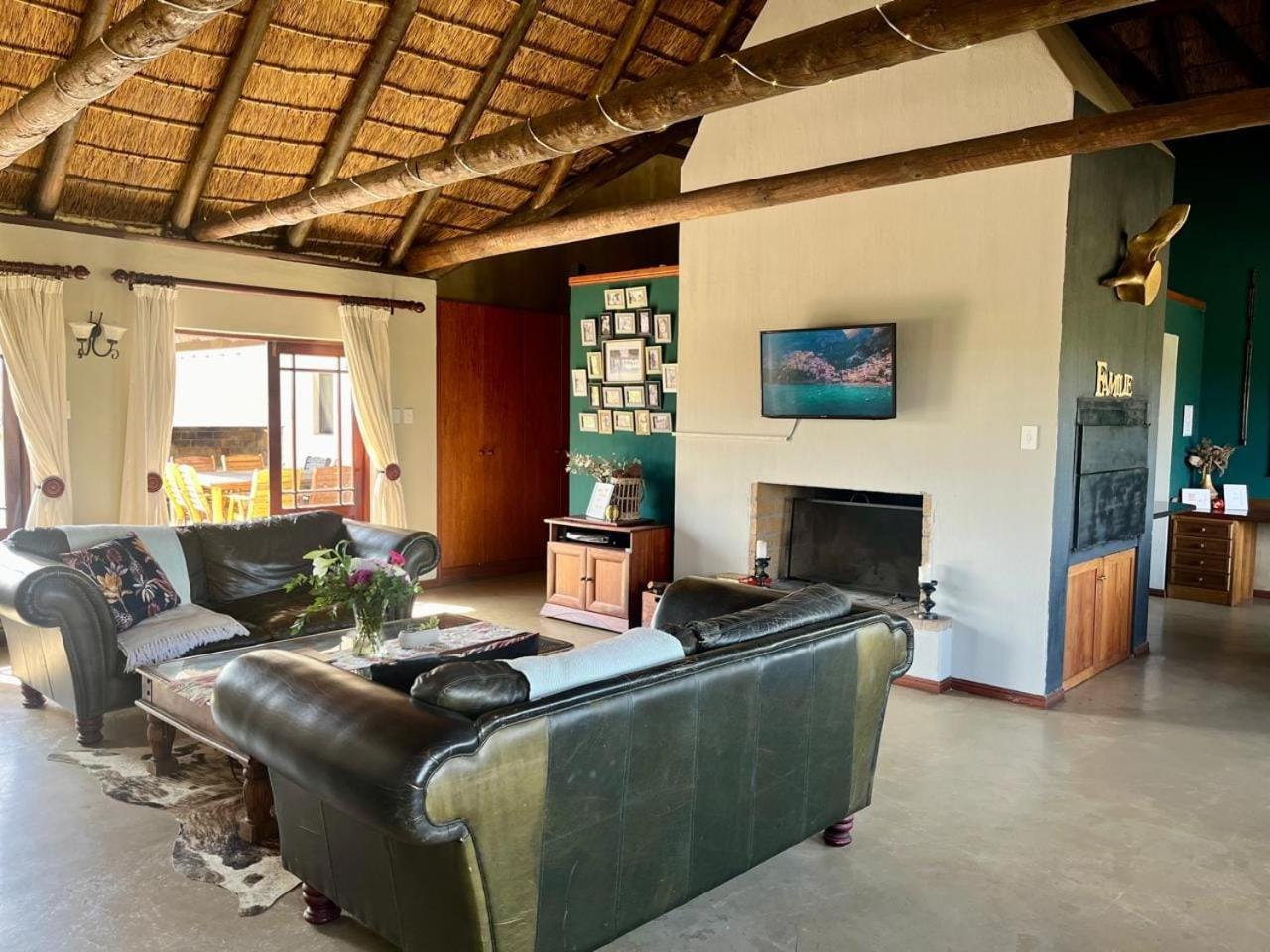 Draaihoek Lodge & Restaurant Elands Bay Exterior photo